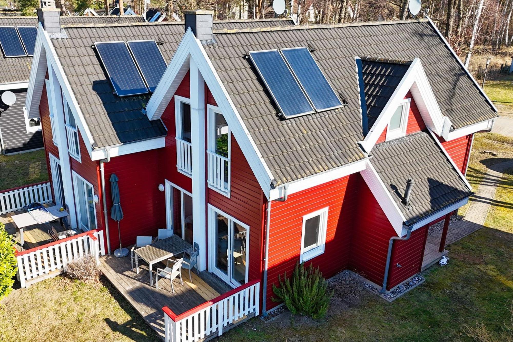 Ferienhaus Wellenlaeufer Haus - Sauna, Terrasse, Garten Glowe Luaran gambar